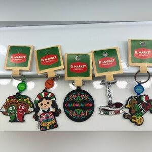 KEYCHAINS ( NEW)